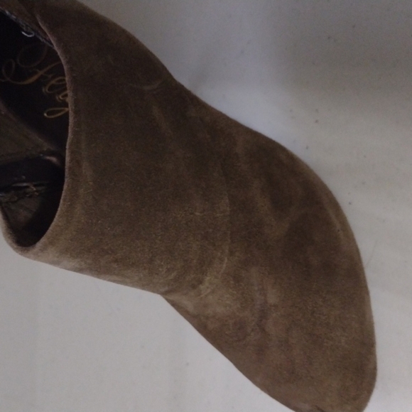 Fergie Heels size 6 - Picture 9 of 11